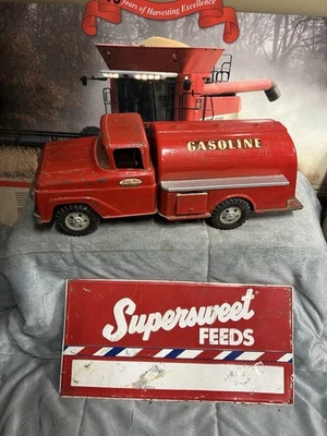 Camión cisterna de gasolina Tonka vintage, acero prensado original Foto 1 de 4