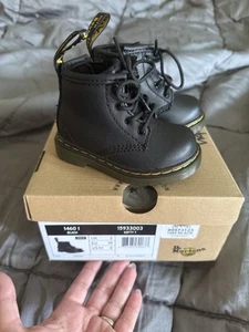 Infant doc martens - Picture 1 of 5