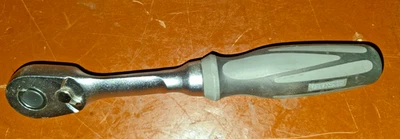 Slightly Used  CRAFTSMAN EXTREME GRIP 72 TEETH RATCHET 3/8" DRIVE #11678 - Image 1 of 3