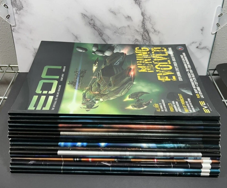 EON The Official EVE-Online Magazine Collection Foto 1 de 1