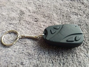 Superkleine, sehr ansprechend verpackte VIDEOKAMERA in tollem Design 52x32x12mm - Picture 1 of 3