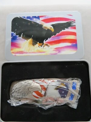 Hermoso cuchillo plegable de hoja de acero inoxidable con mango American Eagle NUEVO Foto 1 de 4