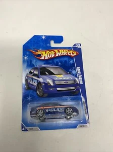 Hot Wheels 2009 HW City Works Snow Card #109 Ford Fusion Police Blue w/ PR5s - Picture 1 of 9