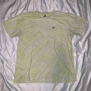 Volcom T Shirt XL Yellow Tie Dye - Picture 1 of 4