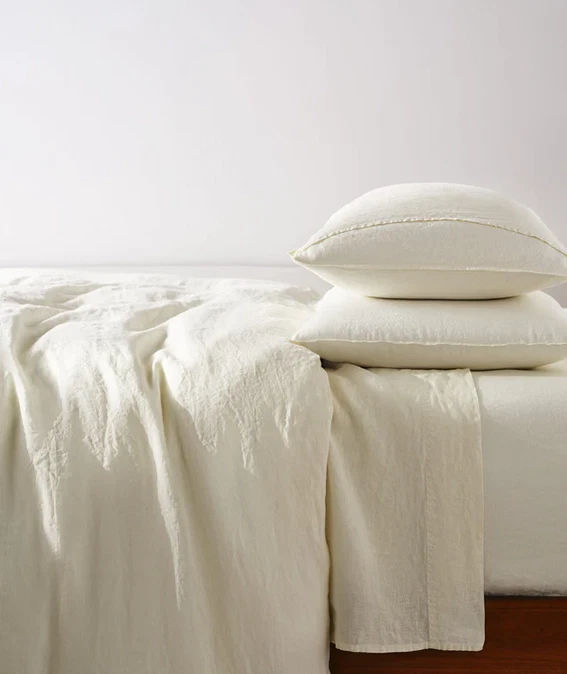 Capa de Edredom King de Linho Creme Brooklinen – Roupa de Cama Macia, Respirável e Chique para Casa - Imagem 1 de 4