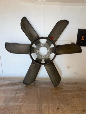 Mercedes-Benz 300D 1977-1985 diésel OEM motor ventilador hoja Foto 1 de 3