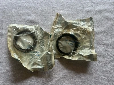 NOS GM 1368068 前轮密封雪佛兰别克 Oldsmobile Pontiac Corvette — 第 1/2 张图片