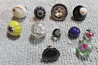 11 Vintage Antique Glass & Paperweight Buttons - Image 1 of 4