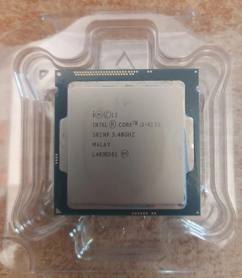 PROCESSORE CPU DESKTOP INTEL CORE I3 4130 LGA 1150 DUALCORE 3,4 GHZ SR1NP - Immagine 1 di 1