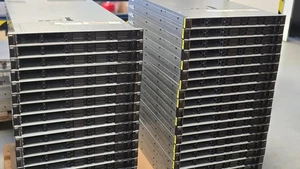 Dell PowerEdge R640 2x Gold 5118 12Core 2.3GHz 64GB RAM 10SFF H730 2PS Warranty - Bild 1 von 9