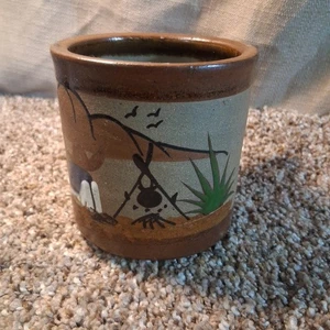 Tazza ceramica messicana dipinta a mano firmata Mex gres campeggio scena studio Potter - Foto 1 di 8