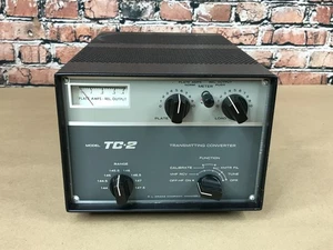 R.L. Convertisseur émetteur Drake TC-2 avec manuel, s'allume - NON TESTÉ - Photo 1/9