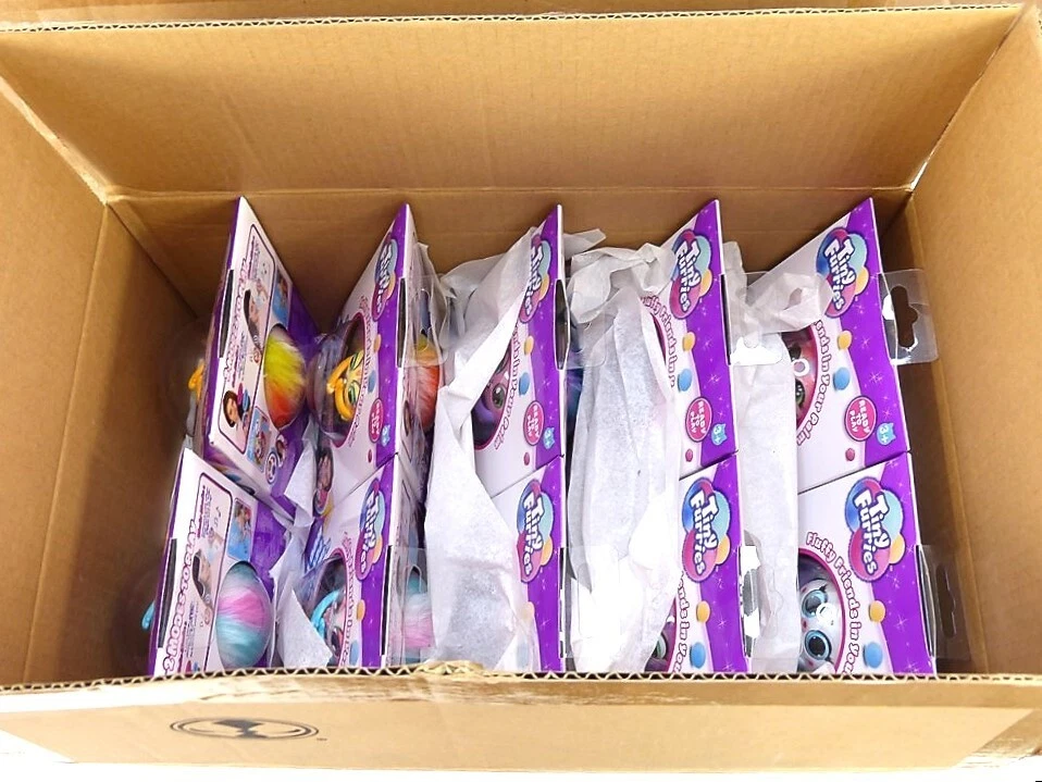 Tiny Furries Fluffy Friends 60+ reacciones risita canta etc. 1 Estuche Nuevo (10 unidades) Foto 1 de 4