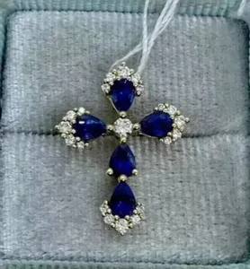 Colgante cruz para mujer de zafiro creado en laboratorio corte pera de 2 quilates enchapado en oro blanco de 14 quilates - Imagen 1 de 11