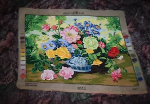 "Tapiz con aguja completo de colección D'Art #12987 arte popular 19,5""x 27,5" - Imagen 1 de 6