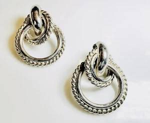 Signierte GIVENCHY PARIS NEW YORK Vintage Clips Ohrringe Silberfarben - Bild 1 von 7