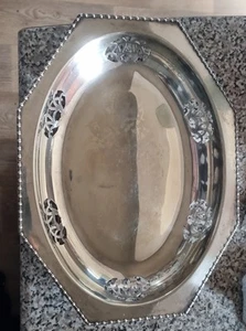 Vintage Decorative Silver Metal Serving Dish Platter Dish 11" X 8" - Picture 1 of 3