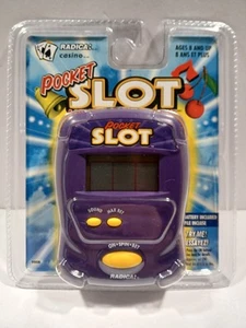 Radica Ranura de Bolsillo Portátil Juego de Viaje Modelo #9808 - Imagen 1 de 4