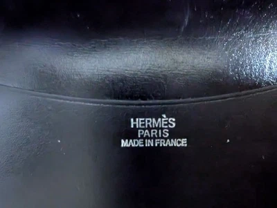 Cubierta para cuaderno HERMES usada negra con 16 agujeros accesorios metálicos Foto 1 de 4