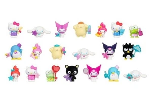 Hello Kitty & Friends~Dreamland 20 Figure Pack w/ Accessories, Series2 -NEW - Picture 1 of 2