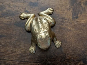 VTG SOLID BRASS FROG Figurine Shelf Sitter Paperweight 4x2 in. 1.6 lb. Cottage - Picture 1 of 7