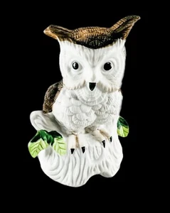 Vintage Flambro Taiwan ROC porcellana gufo statuina musicale LEGA UN NASTRO GIALLO - Foto 1 di 8