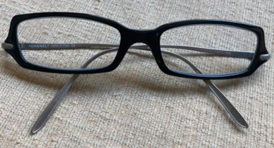 Chanel 3042-T Gafas Rectangulares Marco Negro y Gris 52▫️17 135 Hecho en Italia Foto 1 de 4