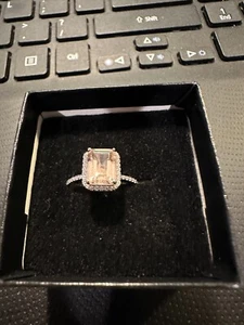 1.50 CARAT CUSHION CUT REAL MORGANITE HALO ENGAGEMENT RING IN 18K WHITE - Picture 1 of 3