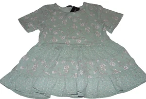 ~NWT Women's PAPER CRANE Short Sleeve Flower Top! Size Small Super Cute:)~ - Picture 1 of 1
