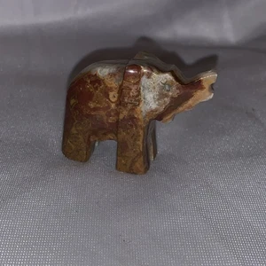 Figura de elefante de piedra miniatura estatuilla tallada a mano piedra de jabón - Imagen 1 de 9