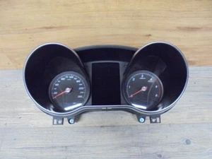 Mercedes Benz Vito Speedometer Instrument Cluster (x) 2 - Picture 1 of 5