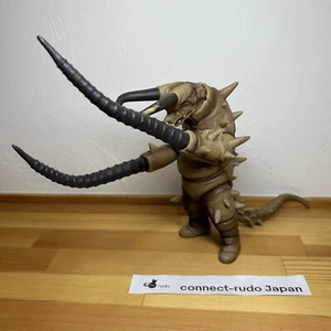Bandai Ultraman Kaiju Ultra Monster Series 2006 Gudon Soft Vinyl Figure Japan - Picture 1 of 22