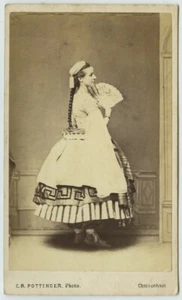 CDV 1860-70 C. R. Pottinger in Cheltenham. Tänzerin zu identifizieren. Tanz. Tanz. - Bild 1 von 2