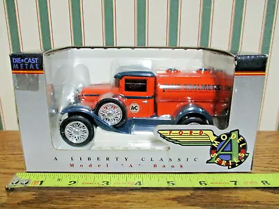 Allis-Chalmers Ford Model A Tanker Bank By SpecCast 1/25th Scale  - Image 1 of 4