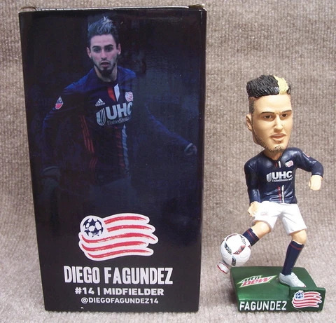 MLS Soccer BOBBLEHEAD New England Revolution DIEGO FAGUNDEZ #14 Midfielder NIB Cover