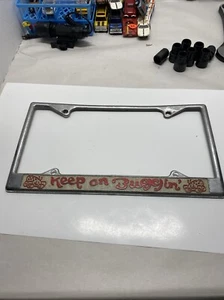 Vintage Keep On Buggin License Plate Frame Volkswagen VW Bug Bus Beetle RARE - Picture 1 of 14