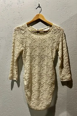 Jessica Simpson Maternity Ivory Lace Sheer Top Ruched Small Zip Back 3/4 Sleeve - Image 1 of 3