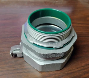 ACP STB300L 3" STRAIGHT CONDUIT CONNECTOR LIQUID-TIGHT MALLEABLE IRON NEW IN BOX - Picture 1 of 8