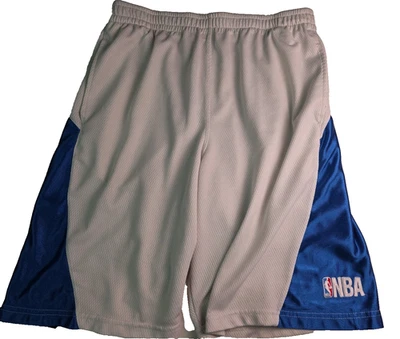 Pantalones cortos vintage de la NBA talla grande Foto 1 de 4
