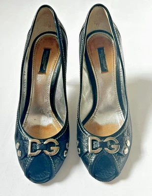 RARO Dolce & Gabbana D&G Negro/Plateado Cuero Peep Toe Tacones - Talla EU 39 US 9 Foto 1 de 4