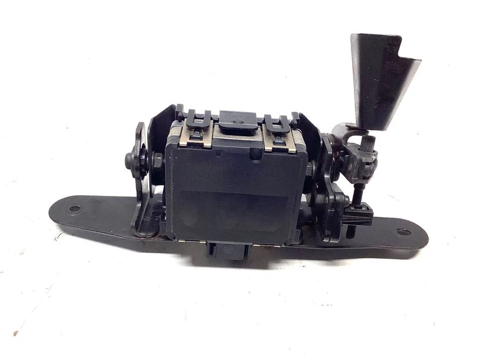 Nissan Navara D23 2016 Distronic radar sensor 284384JC0B DON3950 - Image 1 of 4