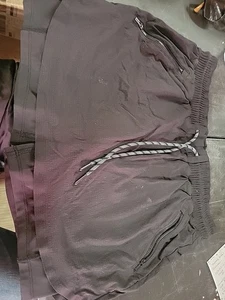 NUEVO CON ETIQUETAS ATHLETA Trekkie Skort Negro Sólido Ripstop Ligero Elástico Talla 6 - Imagen 1 de 6