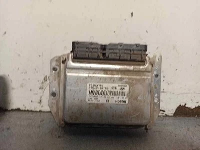 8200045893 centralina motore per RENAULT LAGUNA II GRANDTOUR (KG0) 1.8 2884653 - Immagine 1 di 4