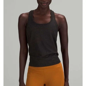 Lululemon Swiftly Tech Racerback 2.0 * Rennlänge verzerrtes Geräusch schwarz Größe 8 - Bild 1 von 7