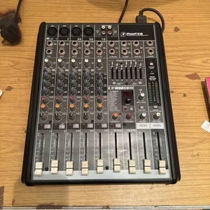 Mackie ProFX8 V2 8-Channel Professional Effects Mixer With USB - Picture 1 of 9