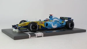 Minichamps Renault R25 #5 F. Alonso World Champion 2005 French 1/18 - Picture 1 of 5