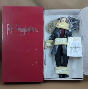 2011 TONNER RE-IMAGINATION MADNESS DOLL COA, SCARY TALES HALLOWEEN CONVENTION LE - Picture 1 of 24