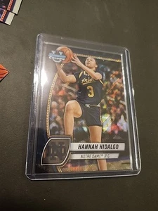 2024-25 Bowman University Chrome - Hannah Hidalgo #26 rifrattore onda nera (RC) - Foto 1 di 2