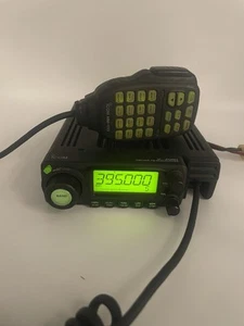 Icom IC-208H Dual Band Tranceiver with HM-133 Mic And Mounting Made in Japan - Zdjęcie 1 z 24