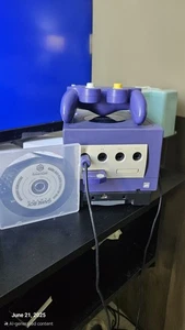 Nintendo GameCube DOL-001 Indigo Purple with Gameboy Player and Start up Disc - Picture 1 of 7